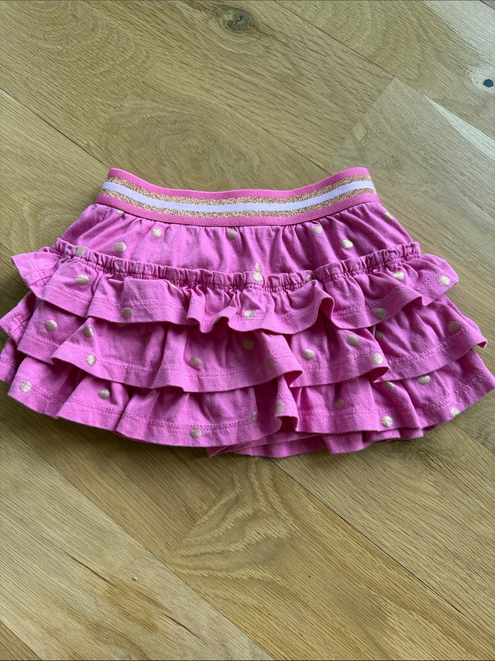 Boden Pink Tiered Skort with Gold Dots